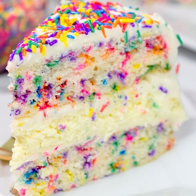 Funfetti Cheesecake Cake