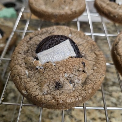 Cookies And Cream Cookies (Dozen)