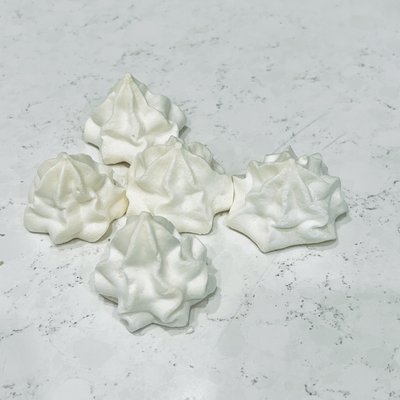 24 Ct Meringue Cookies 