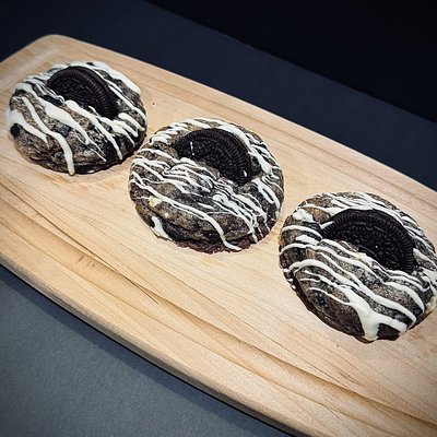 Oreo Stuffed Cookie