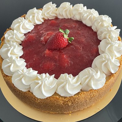 Classic 9" Strawberry Cheesecake