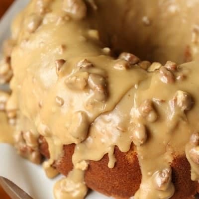 Praline Bundt Cake 