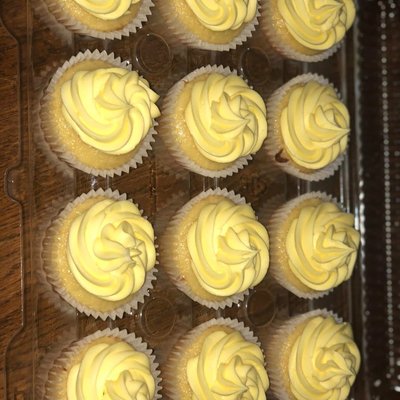 Cupcakes, Standard (Half dozen)