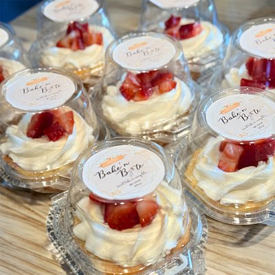 Tres Leches Cupcakes