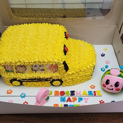 Cocomelon Bus Cake