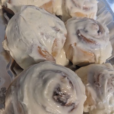 Cinnamon Rolls (6 Count)