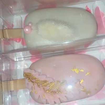 Cakesicles 
