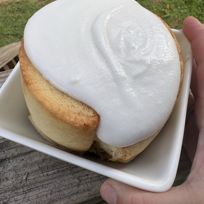Jumbo Classic Cinnamon Rolls