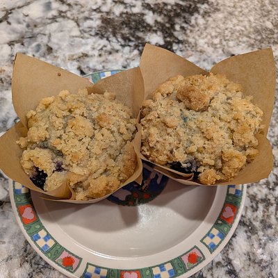 Lemon Blueberry Strussel Muffins (6)