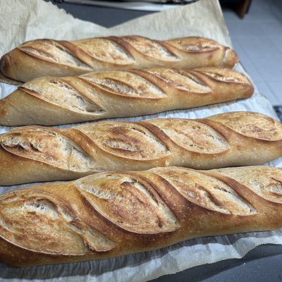 Crispy Sourdough Baguette - 375g - Organic