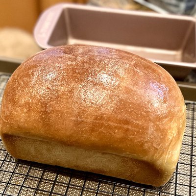 Honey Butter Sourdough Sandwich Bread (24 oz) 酸种三明治吐司