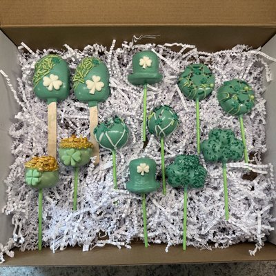 St. Patrick’s Day Cake Pop Assortment