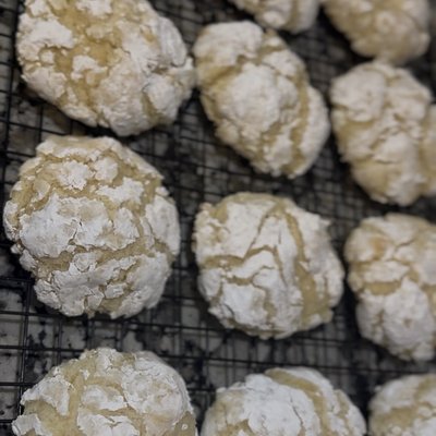 Ooey Gooey Butter Cookies