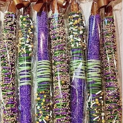 Dipped Pretzel Rods