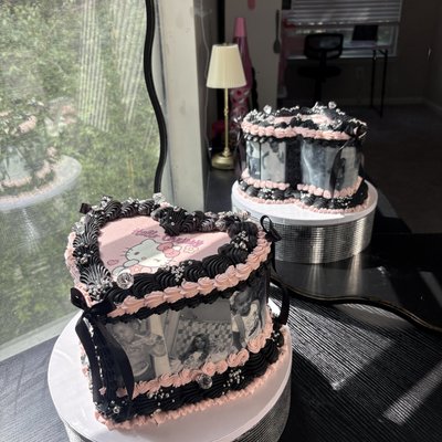 8 Inch Heart Cake