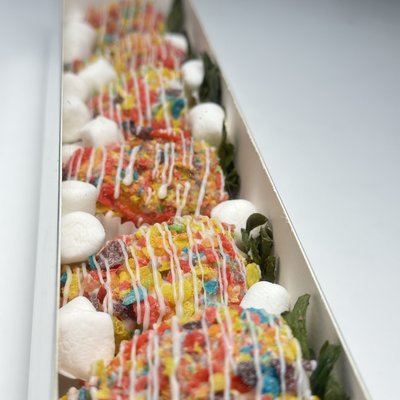 Fruity Pebbles Strawberries 
