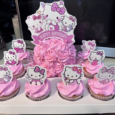 Bento Box W/ 8 Cupcakes 