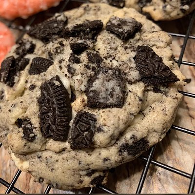 Cookies & Cream Cookie