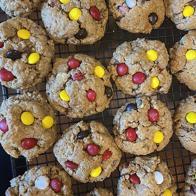Monster Cookies