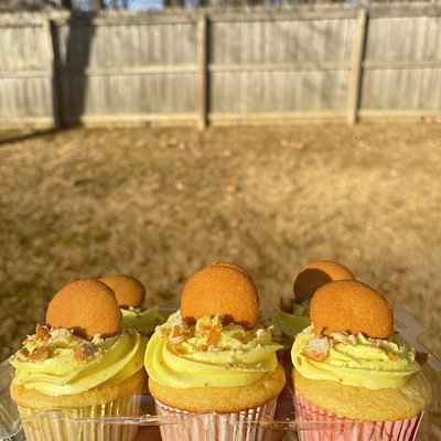 Banana Pudding Cupcakes (half dozen)