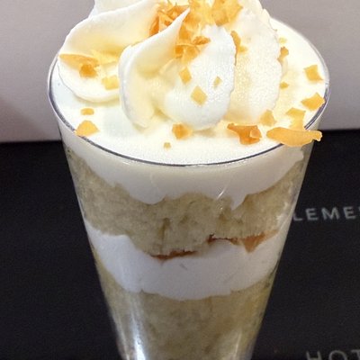 Coconut Cream, Pie Cake Shooters