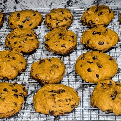 Pumpkin Chocolate Chip Cookies 
