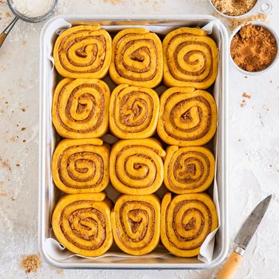 Sourdough Pumpkin Cinnamon Rolls (12) 