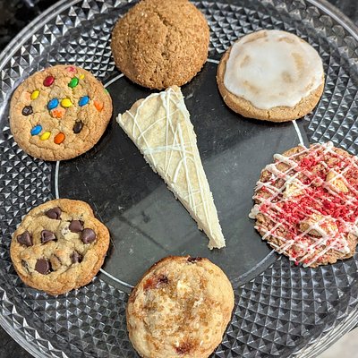 Cookies By The Dozen