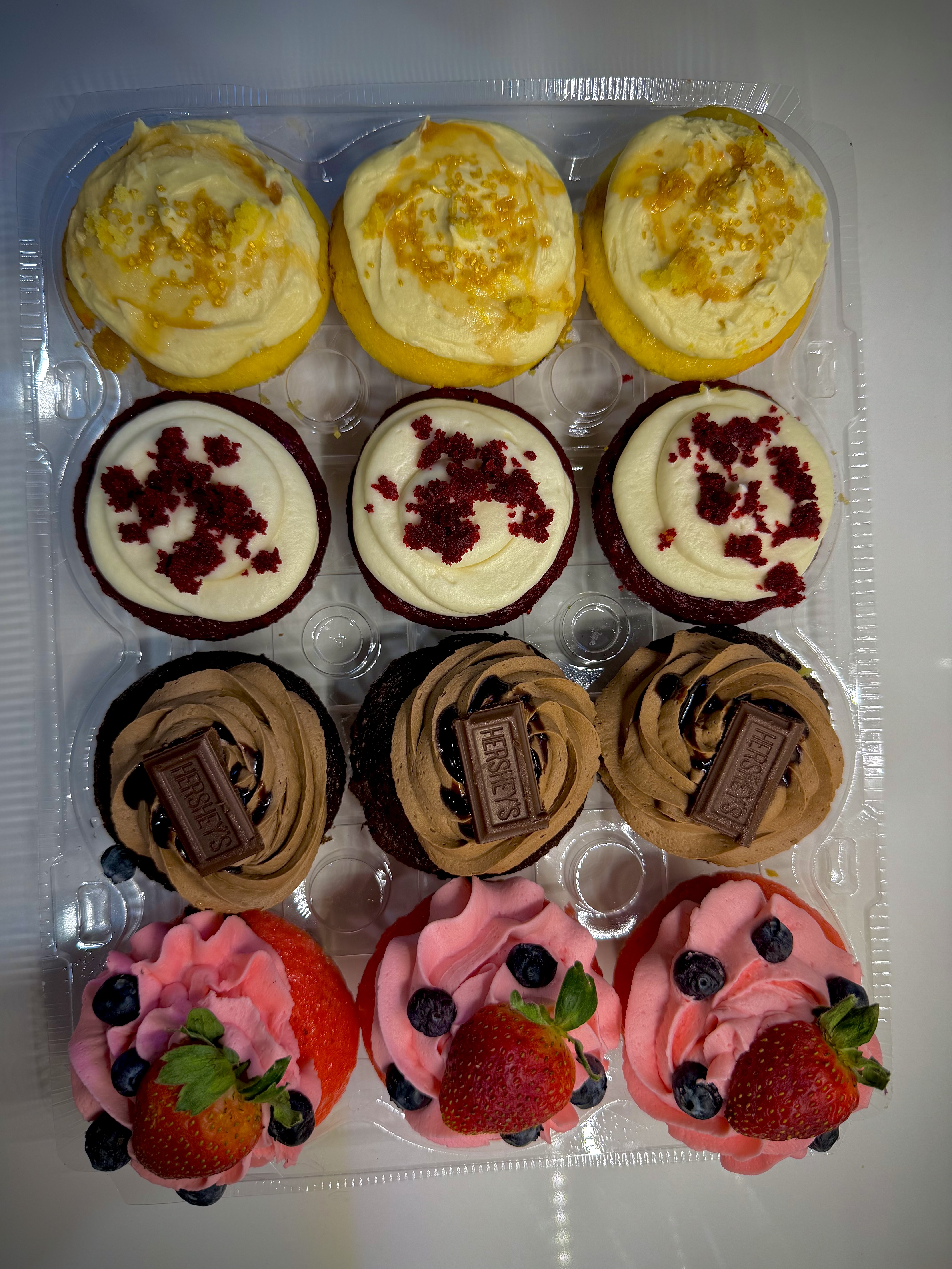Dozen Pack Assorted Cupcakes