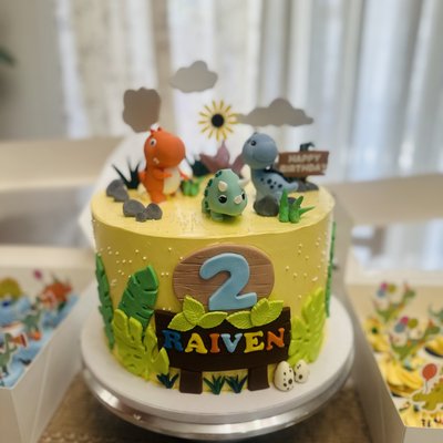 8"x6" Custom Cake