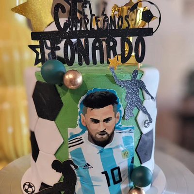 Custom Cakes