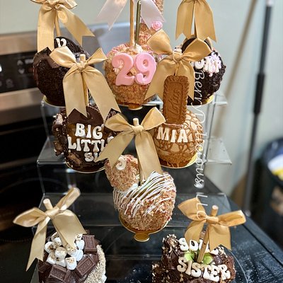 Caramel & Chocolate Dipped Apples 