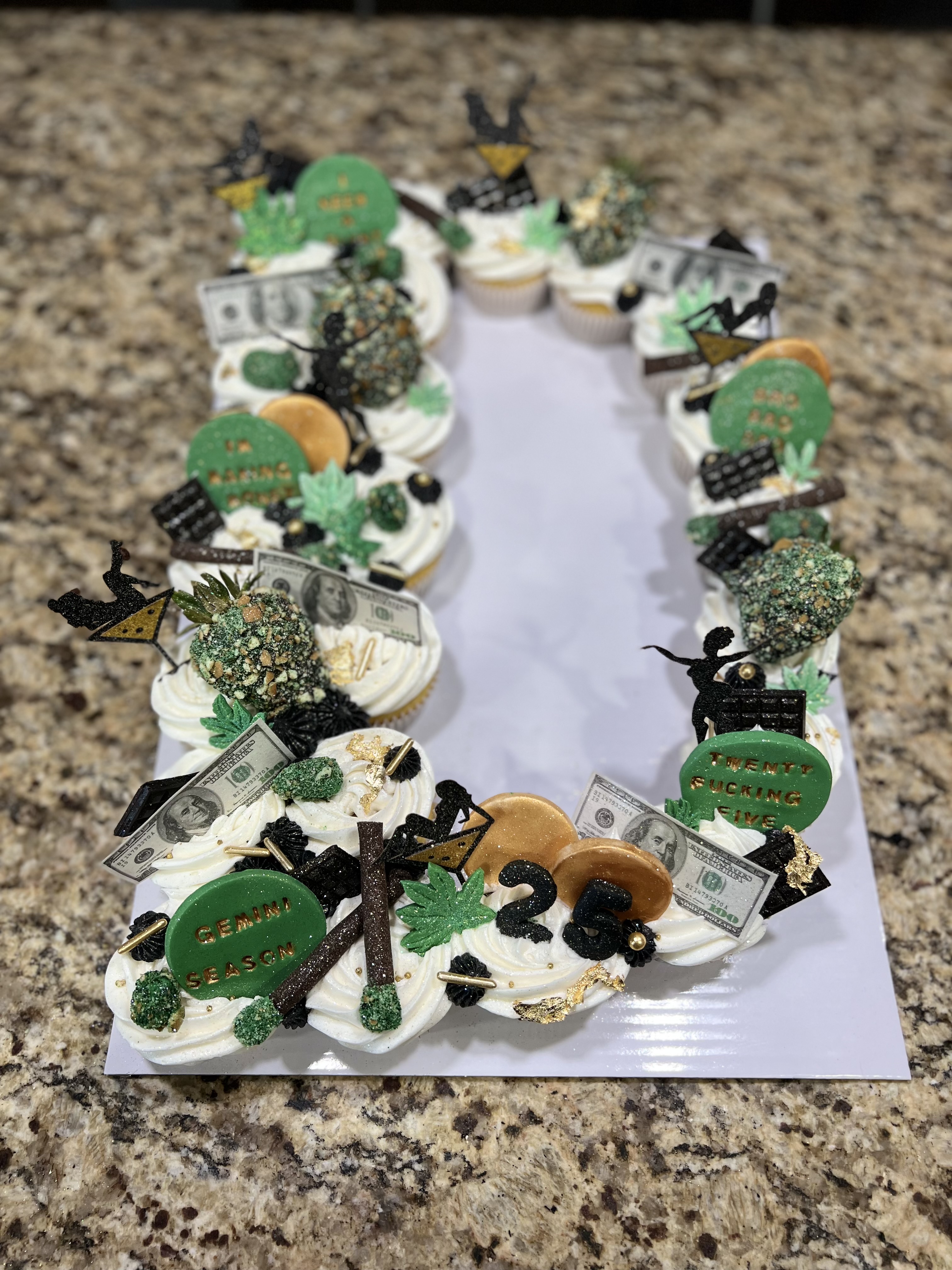 Cupcake Pull apart Cake