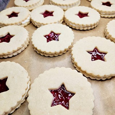 Easter Sandwich Cookie Sampler Box (4 Sandwich Cookies)