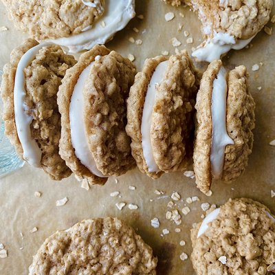 Oatmeal Creme Pie