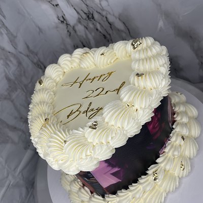 6 Inch Heart Cake 