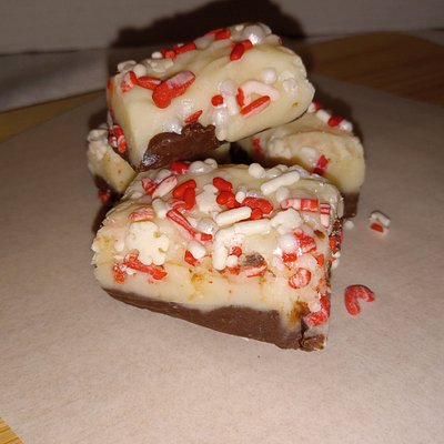 Peppermint Bark Fudge 1/2 lb