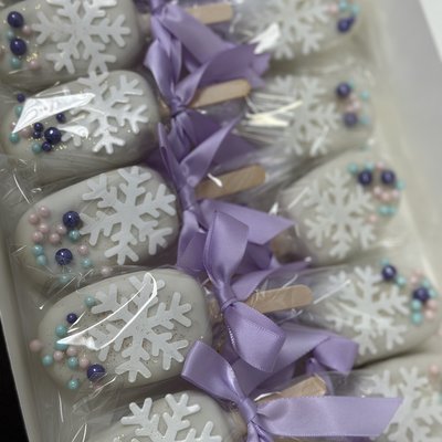 Cakesicles 