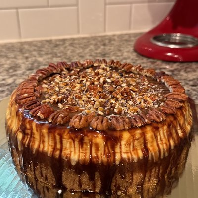 Graham Cracker Crust NYC Turtle Cheesecake 