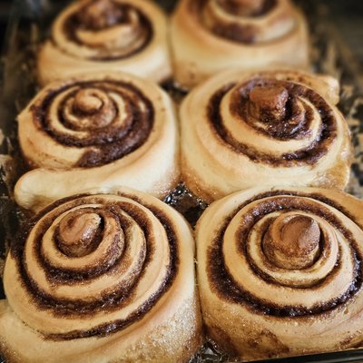 Cinnamon Rolls 