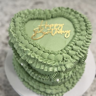 6” 3 Layer Vintage Style Heart Shaped Matcha Cake