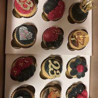 1 Dozen Cupcakes 