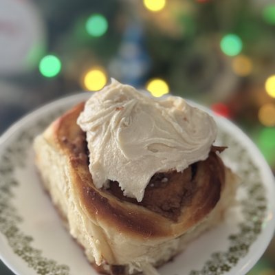 Dozen Cinnamon Rolls- Cream Cheese Frosting