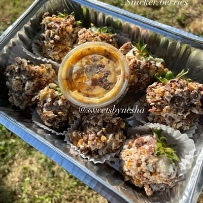 Valentine’s Day Snicker Berries 6/$28 8/$38 12/$48