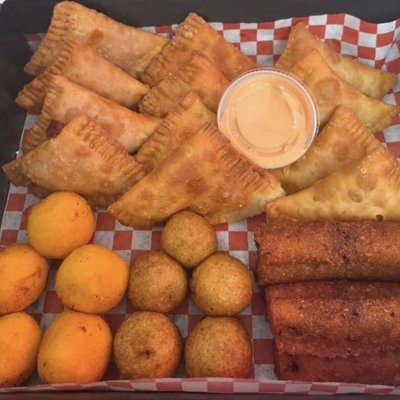 Monchy Box 25