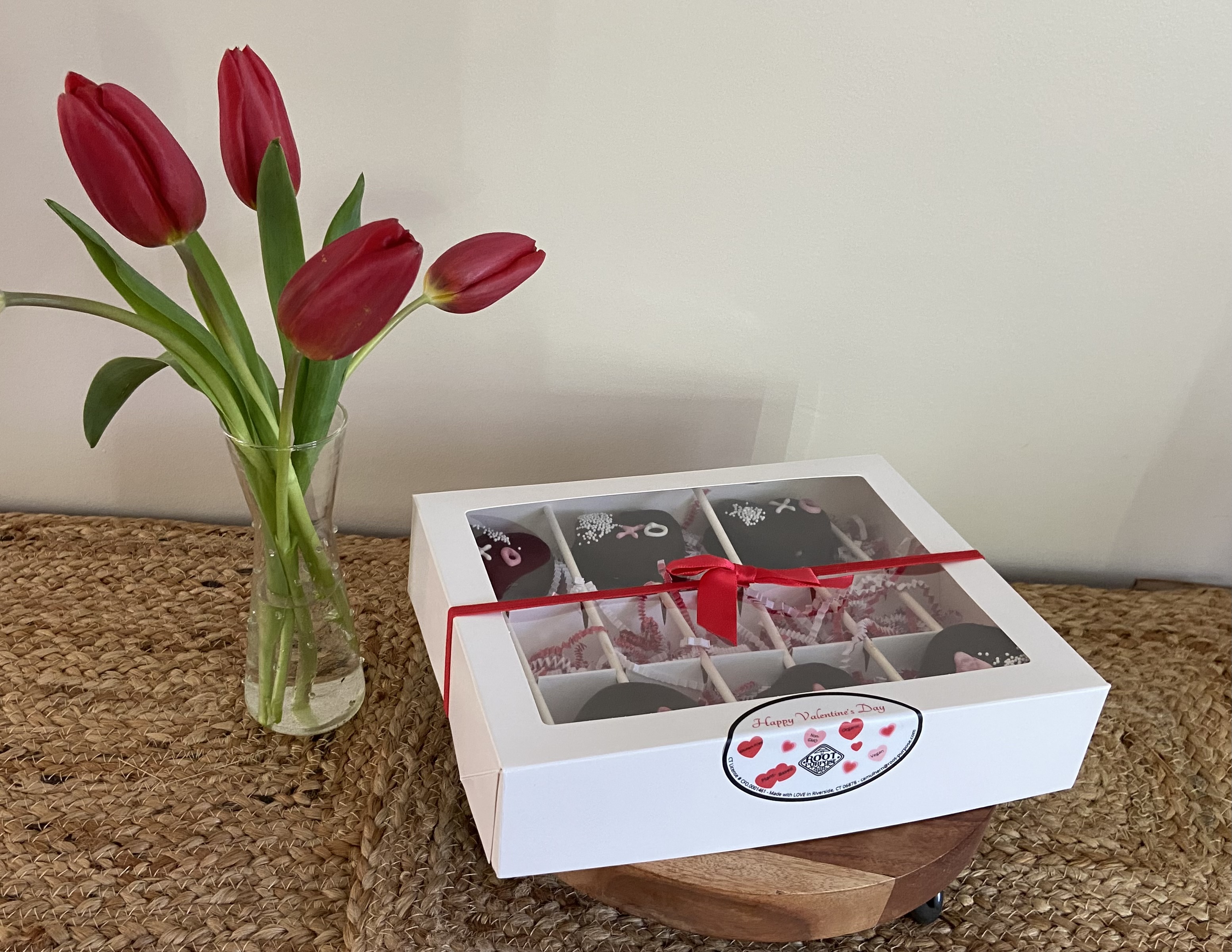 Cake Pops Box Of 6: GLUTEN FREE