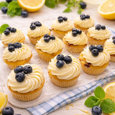 Lemon Blueberry Cupcake