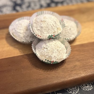 Butter Balls / Snow Balls