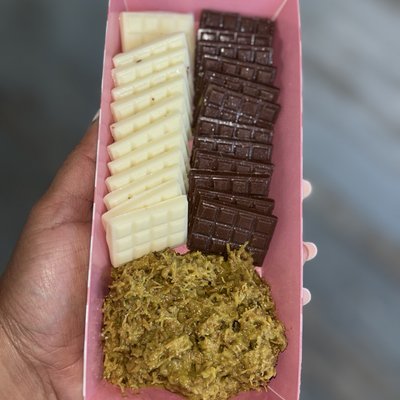Dubai Dips