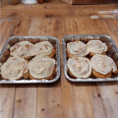 CINNAMON ROLLS 